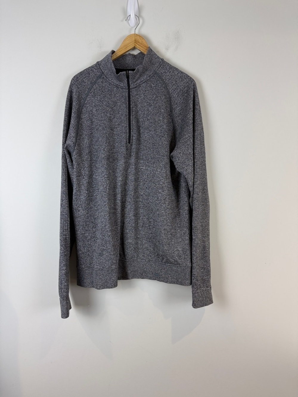 Lululemon Men's Gray Quarter-Zip Athletic Top